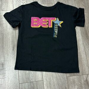 Black Entertainment Television T-shirt size large 10/12 for kids new with tags